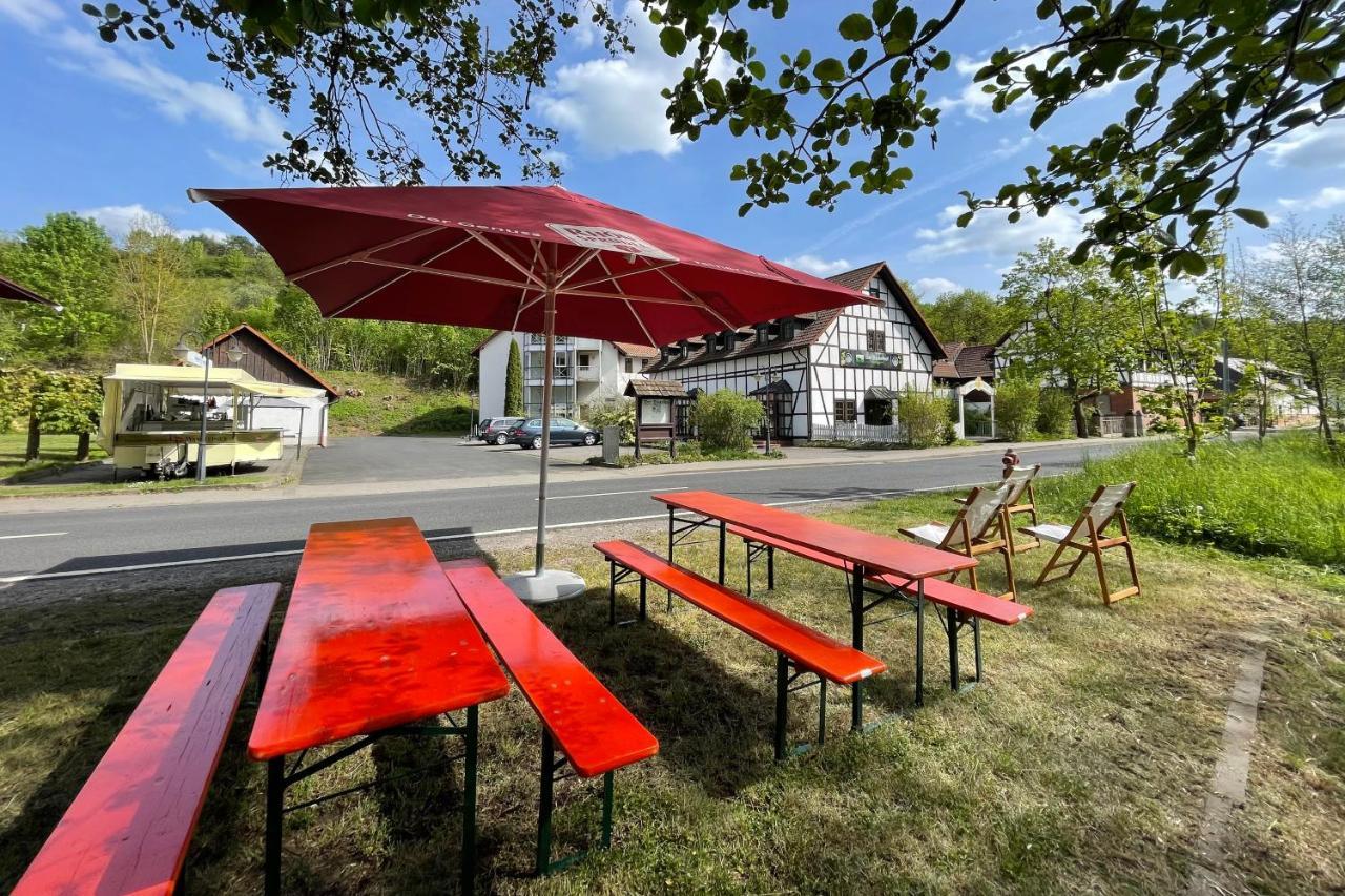 Landhotel Der Distelhof Mit Scheunencafe Dillstadt Exteriör bild