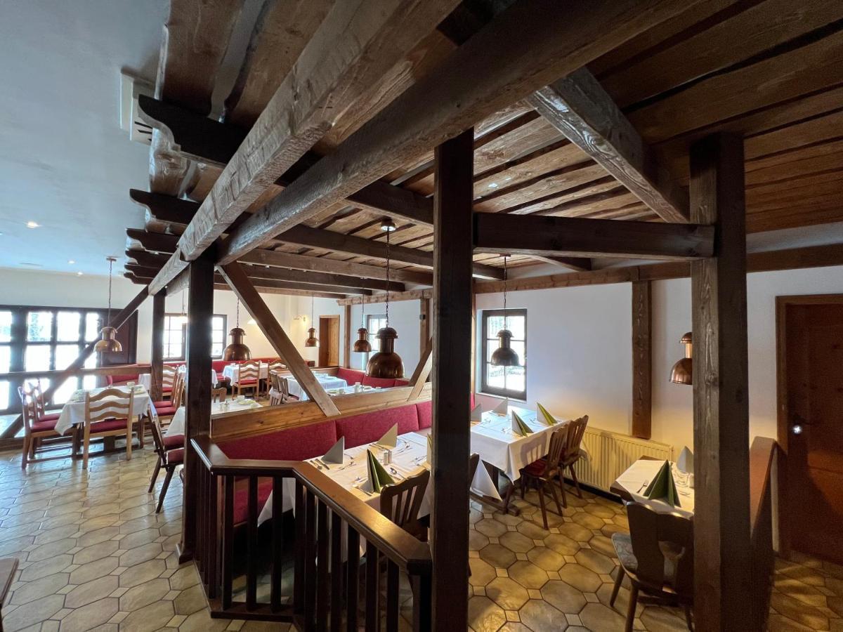 Landhotel Der Distelhof Mit Scheunencafe Dillstadt Exteriör bild