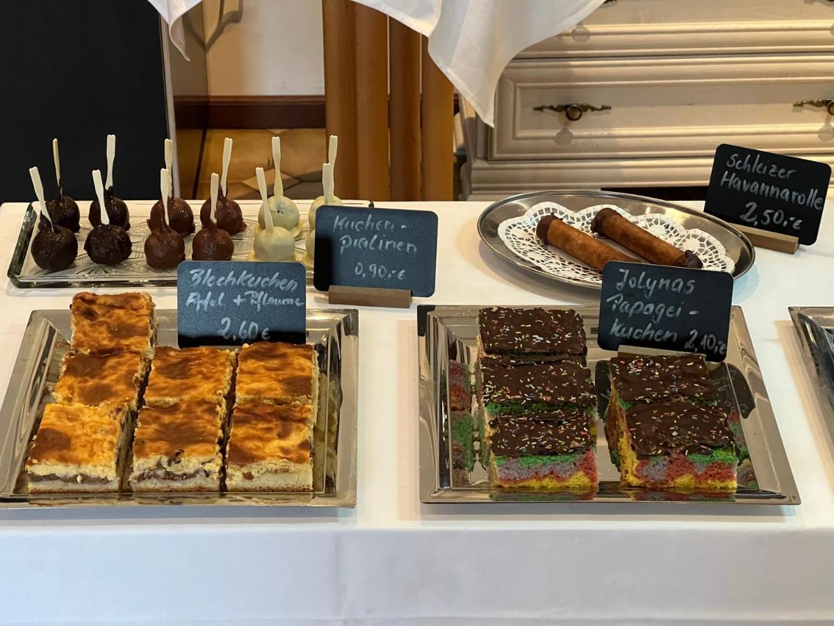 Landhotel Der Distelhof Mit Scheunencafe Dillstadt Exteriör bild